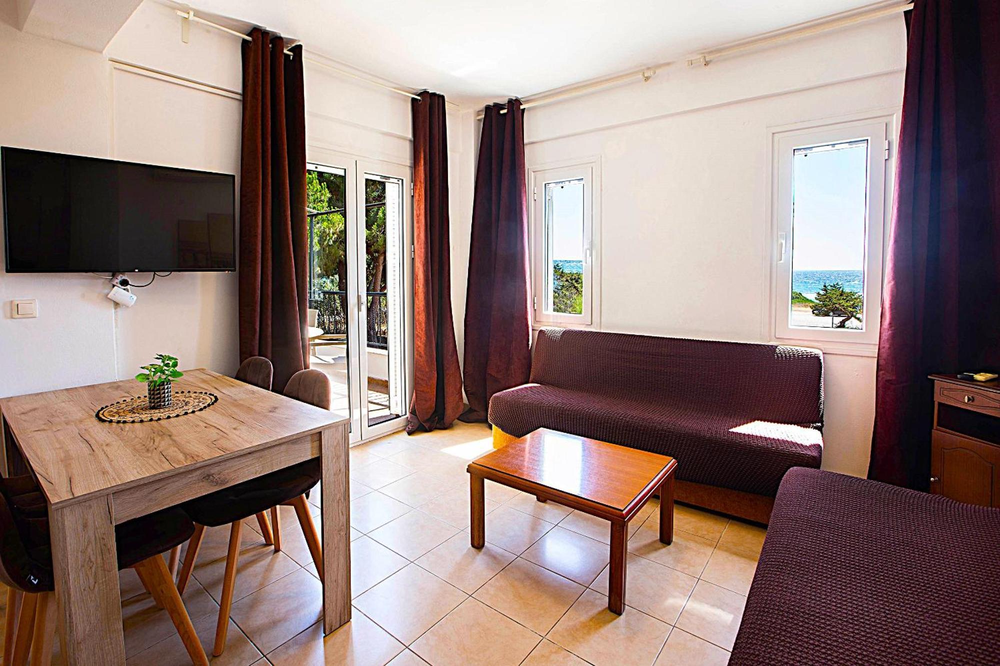 Romanos Beach Villas Kültér fotó