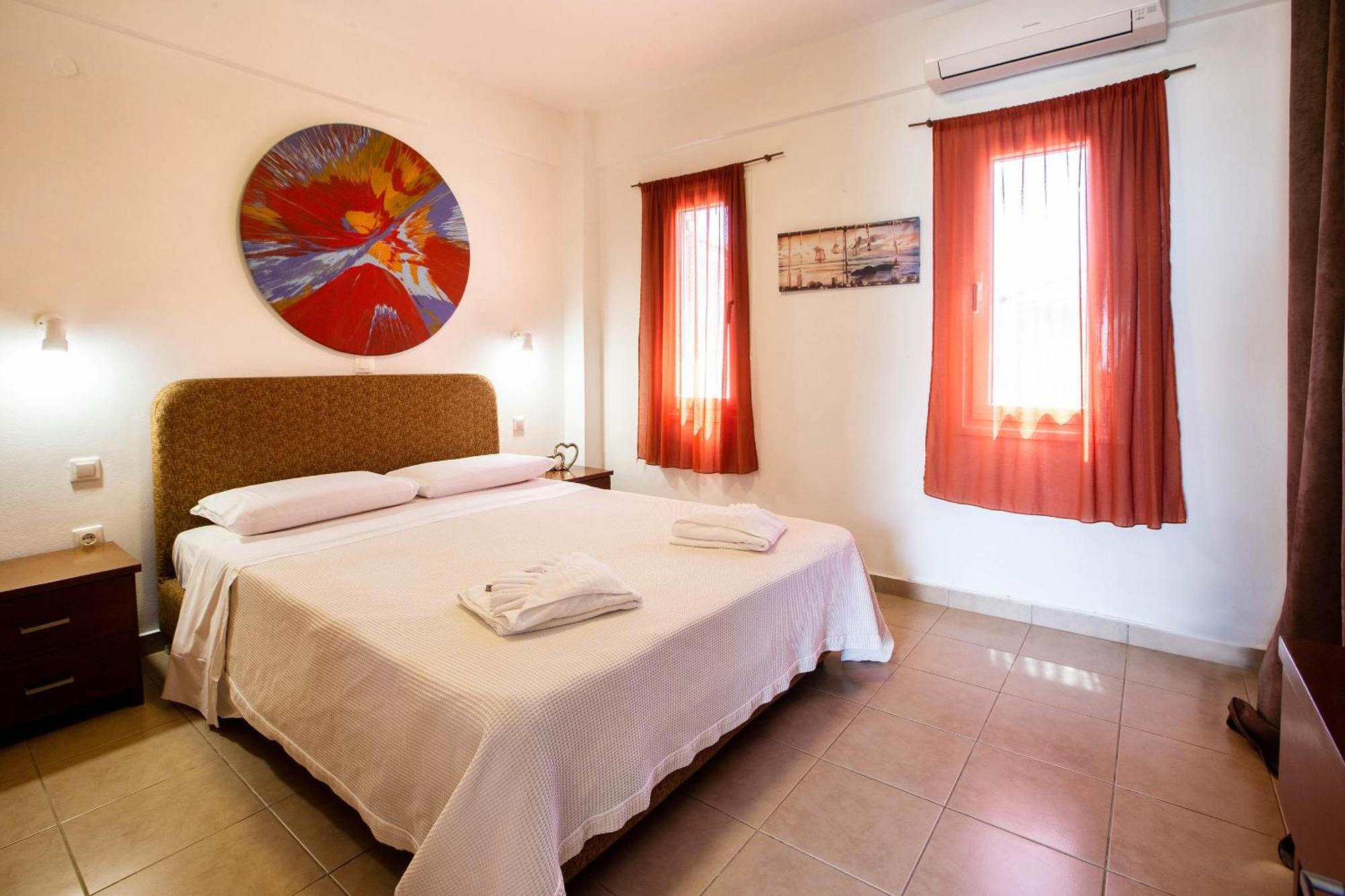 Romanos Beach Villas Kültér fotó