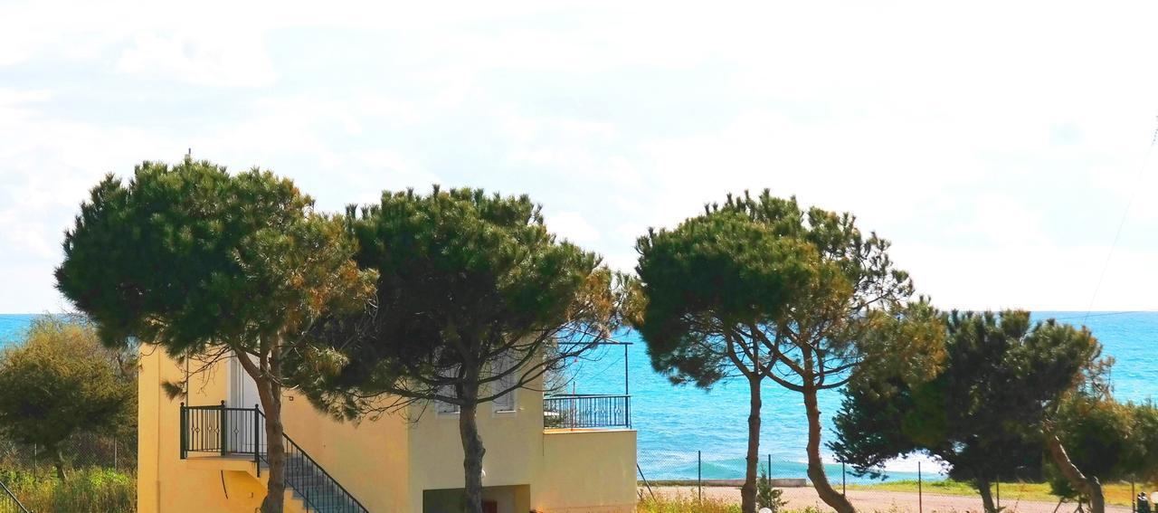 Romanos Beach Villas Kültér fotó