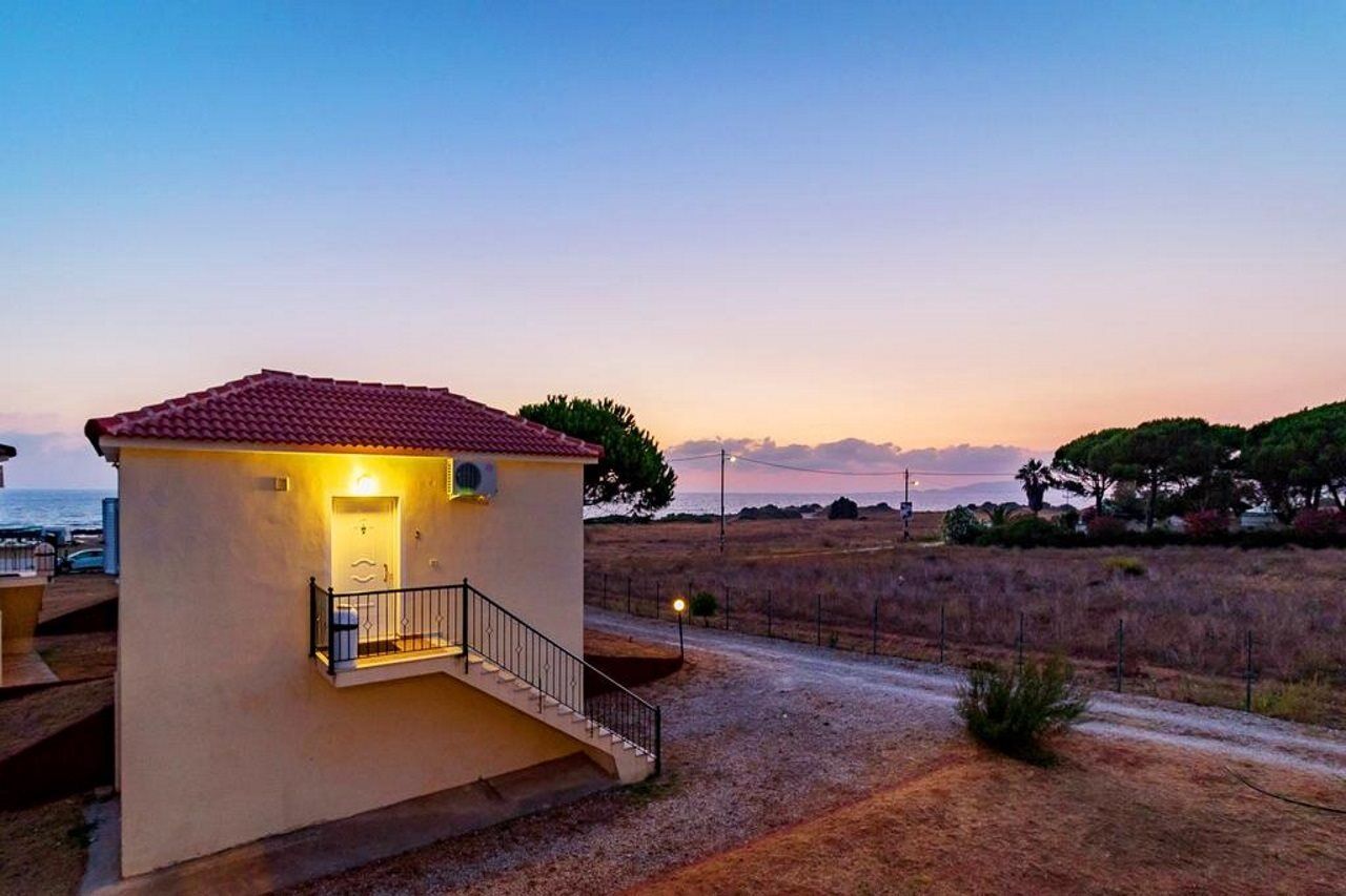 Romanos Beach Villas Kültér fotó